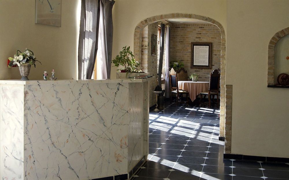 אלברינגן Hotel Hinterland מראה חיצוני תמונה
